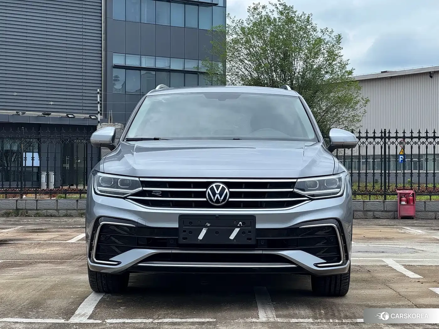 Volkswagen Tiguan L id 4653926 из Китая 9
