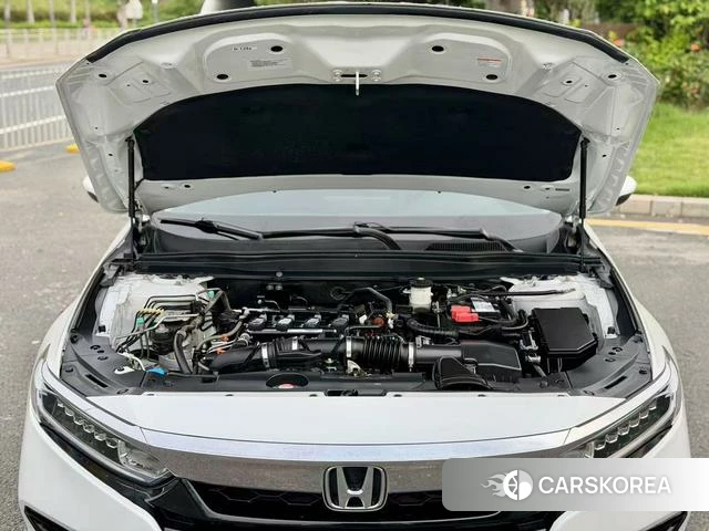 Honda Accord id 4276701 из Китая 13