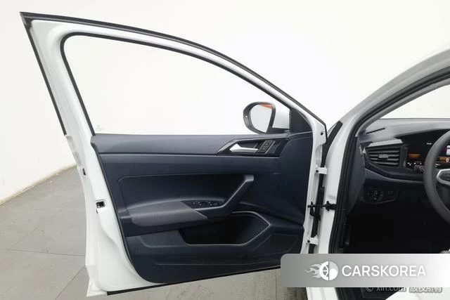 Volkswagen Lavida id 4210221 из Китая 22