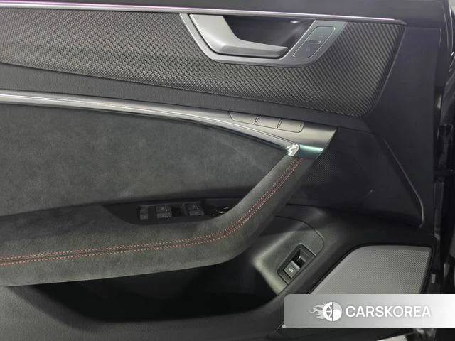 Audi RS6 (C8) id 3914088 из Кореи 15