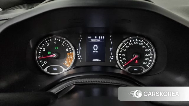 Jeep Renegade id 4637399 из Кореи 18