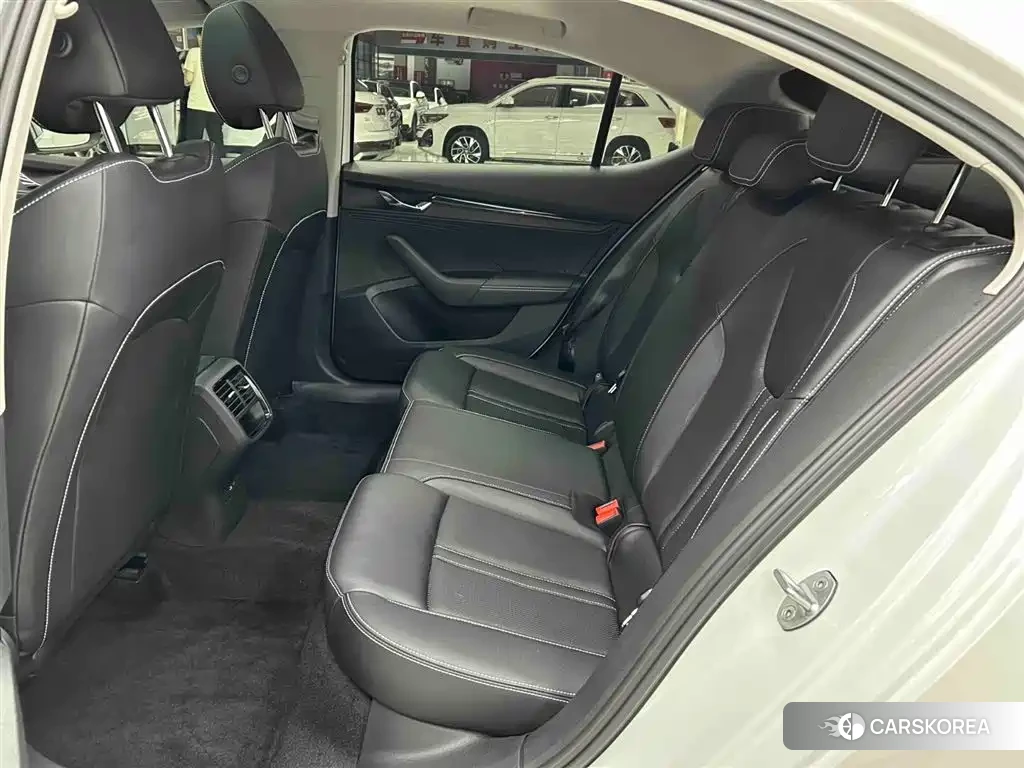 Skoda Octavia id 4515525 из Китая 24