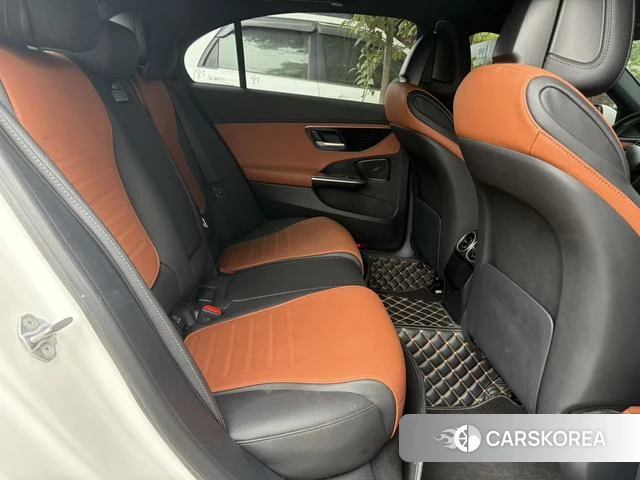 Mercedes-Benz Class C id 4306912 из Китая 9
