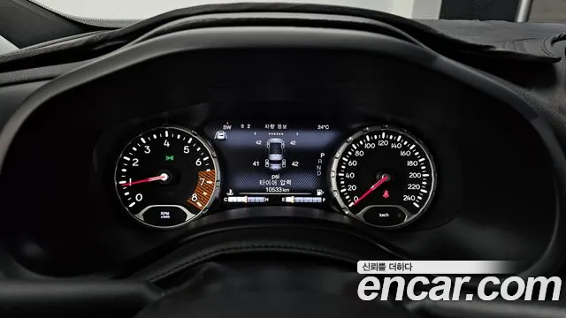 Jeep Renegade id 2735764 из Кореи 18