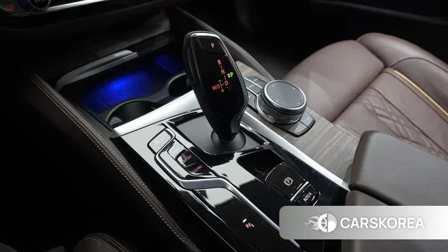 BMW 5 Series (G30) id 3432207 из Кореи 18