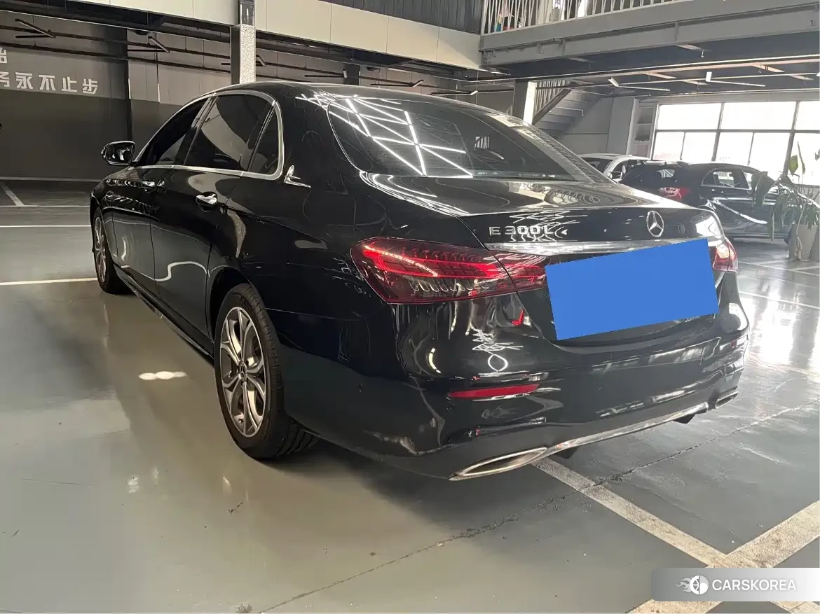 Mercedes-Benz E-Class id 4606941 из Китая 12
