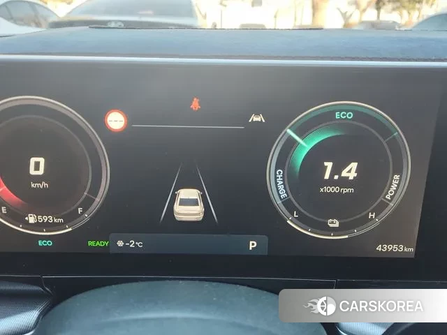 Hyundai Grandeur Hybrid (GN7) id 3618999 из Кореи 18