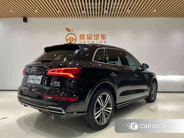 Audi Q5L id 4198850 из Китая 13