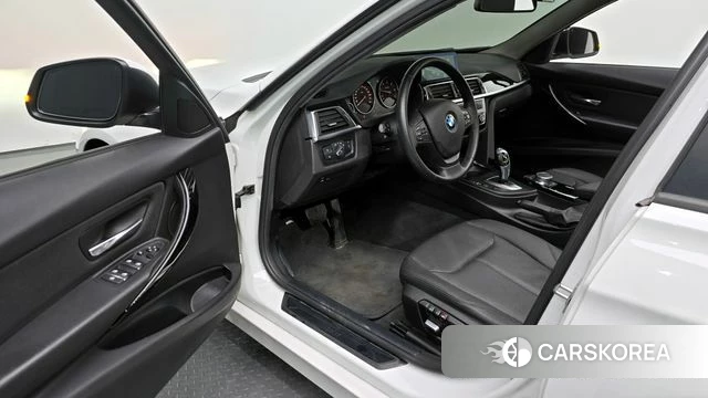 BMW 3 Series (F30) id 3894260 из Кореи 16