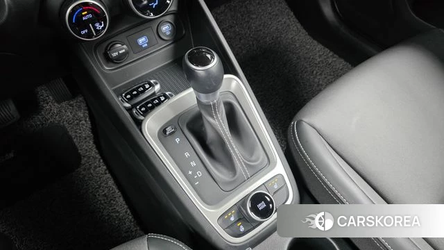 Hyundai Venue id 4864887 из Кореи 28