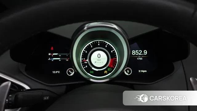 Aston Martin Vantage 2nd Generation id 3599871 из Кореи 18