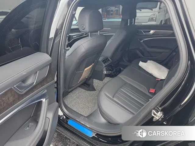 Audi A6 (C8) id 3514417 из Кореи 8