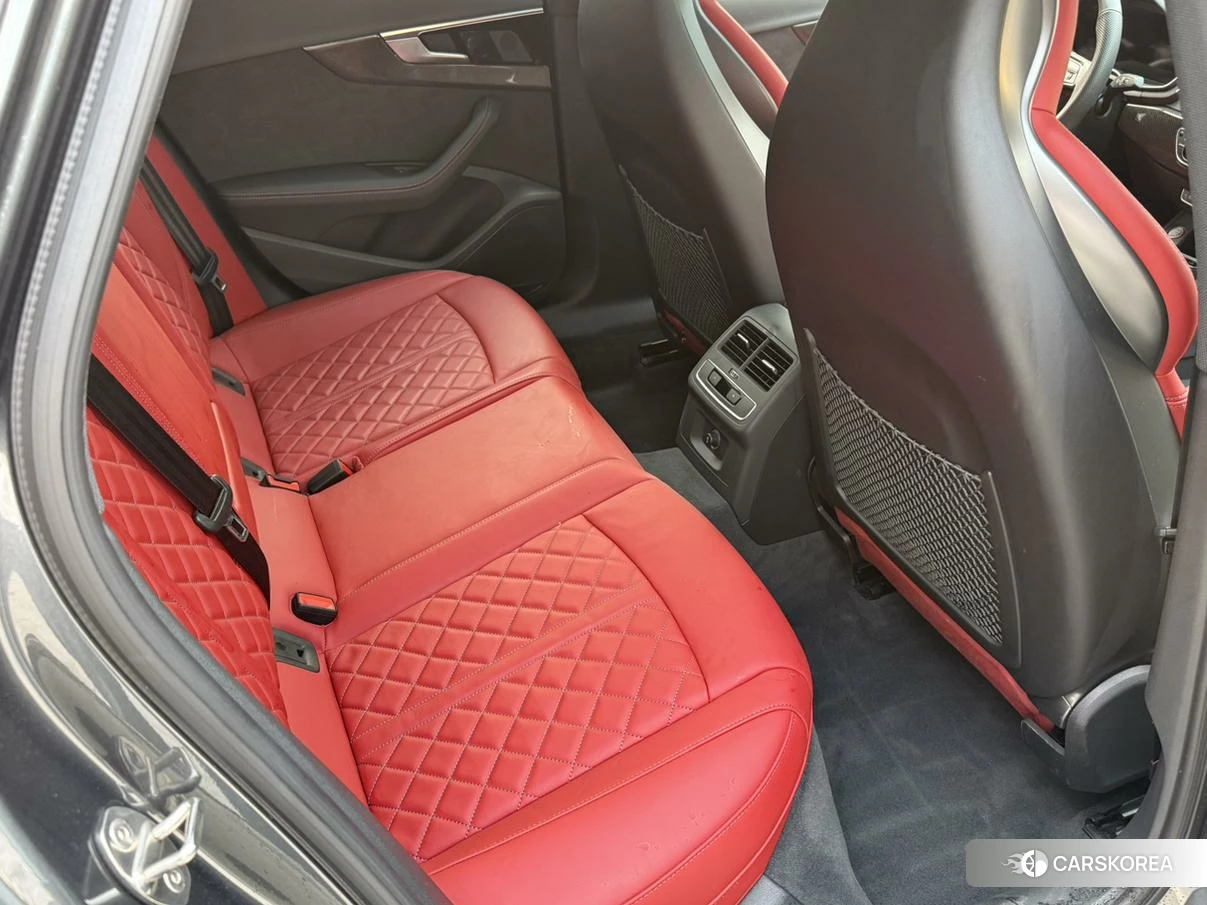 Audi S4 id 4407253 из Китая 8