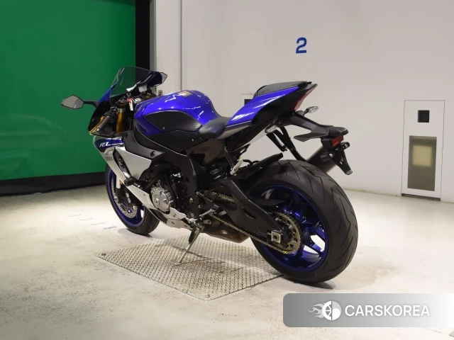 Yamaha YZF-R1 id 4289697 из Японии 8