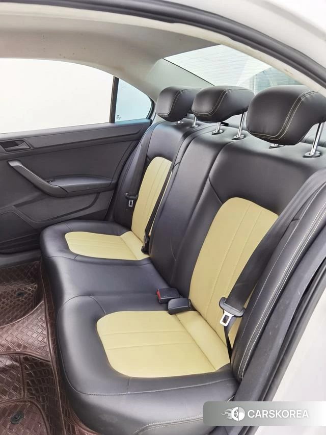 Volkswagen Santana id 4258758 из Китая 23