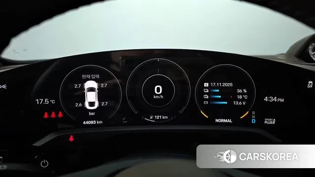 Porsche Taycan id 3373905 из Кореи 18