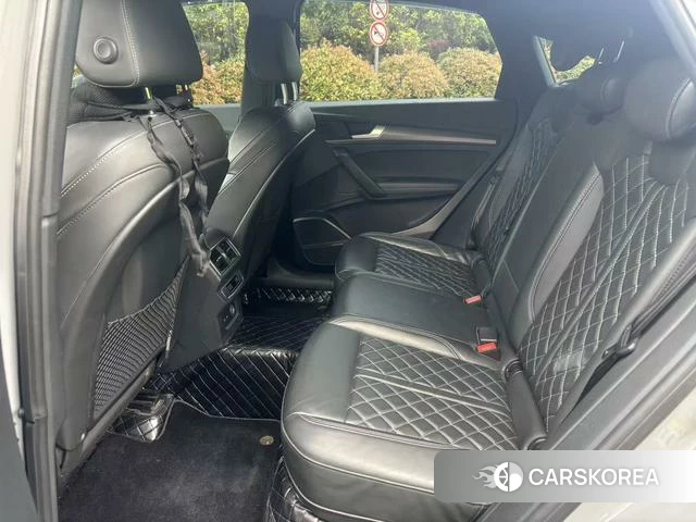 Audi Q5L Sportback id 4297465 из Китая 10
