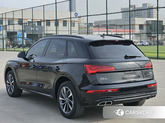 Audi Q5L id 4276162 из Китая 14