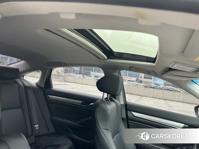 Honda Accord id 4260913 из Китая 20