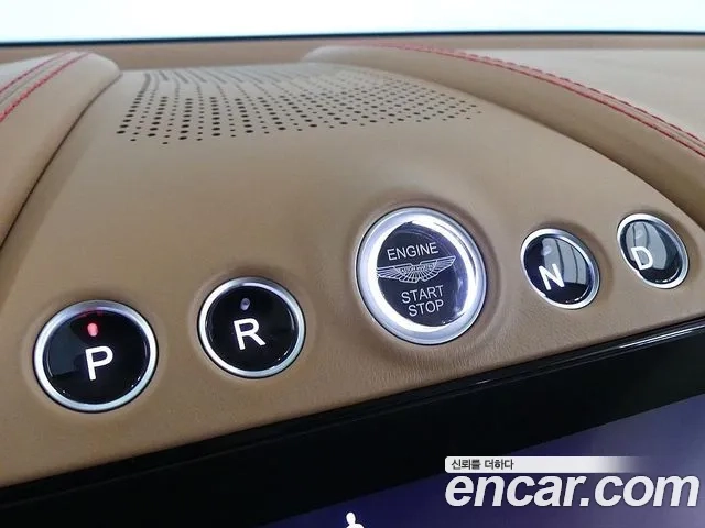 Aston Martin DBX id 2858338 из Кореи 18