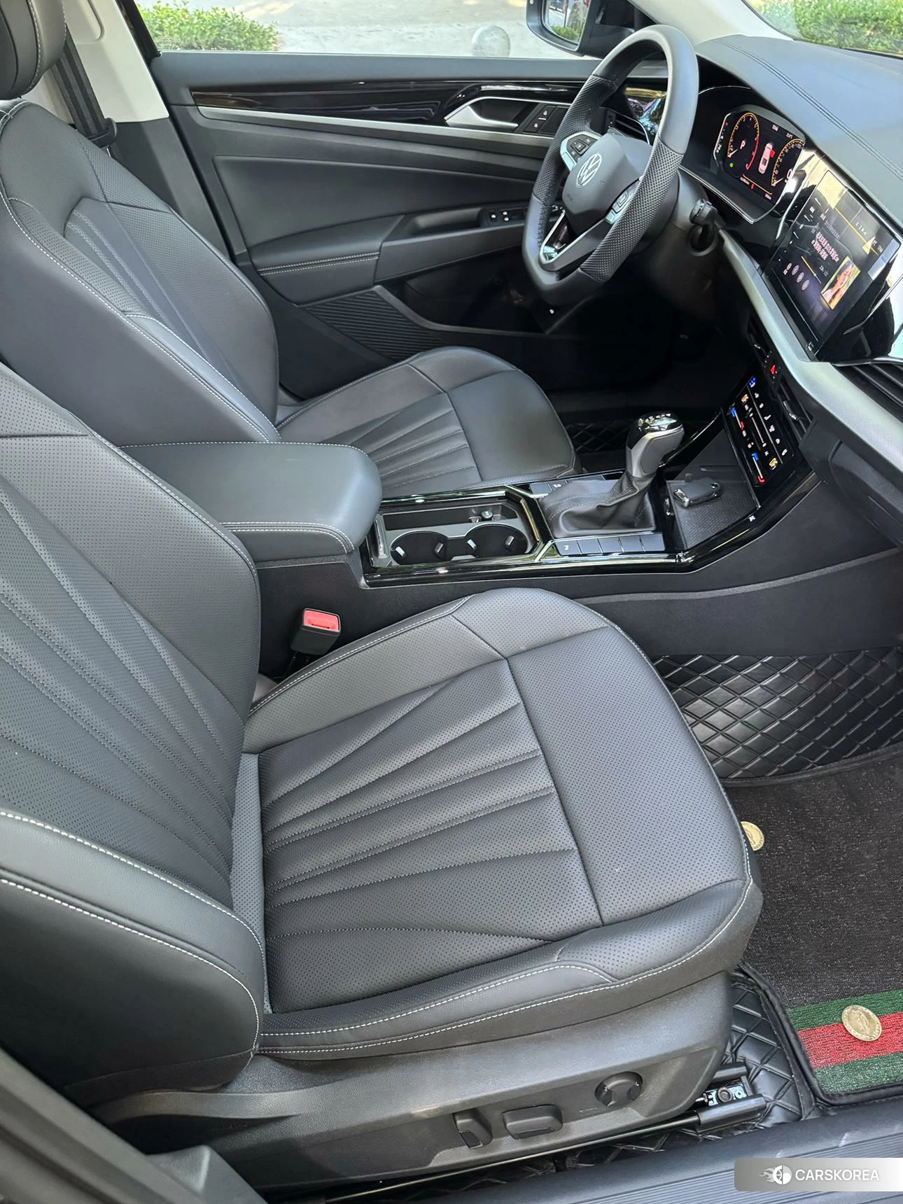 Volkswagen Passat id 4413362 из Китая 8