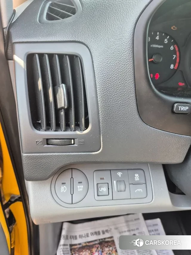 Hyundai The New Grand Starex id 3351295 из Кореи 9