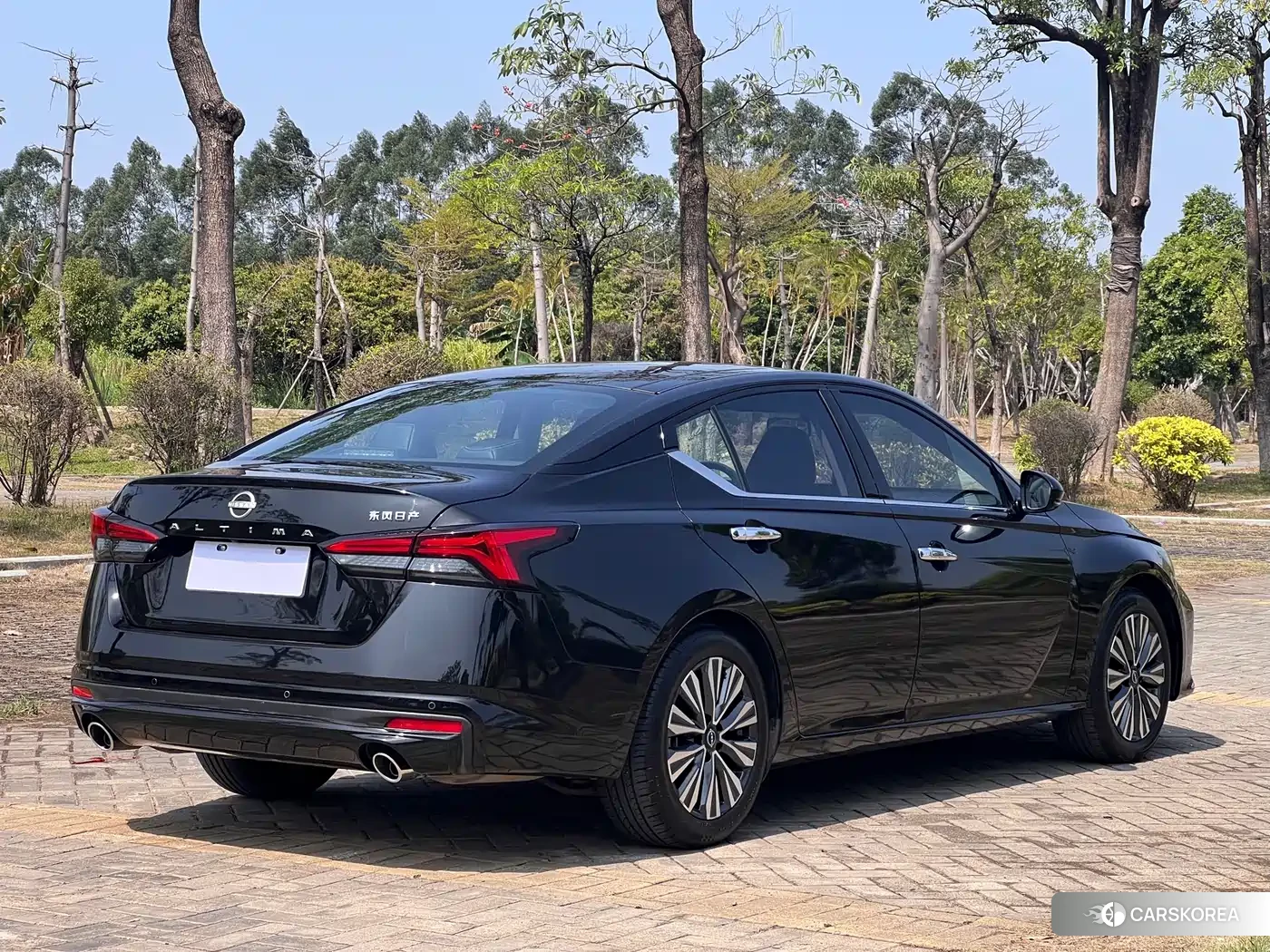 Nissan Altima id 4559665 из Китая 12