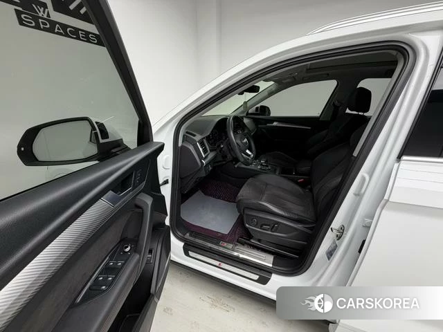 Audi Q5L id 4264128 из Китая 15