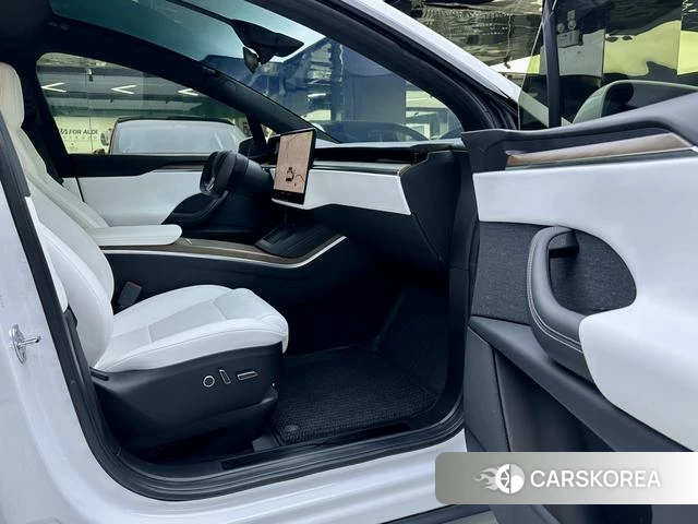 Tesla Model X id 4222209 из Китая 14