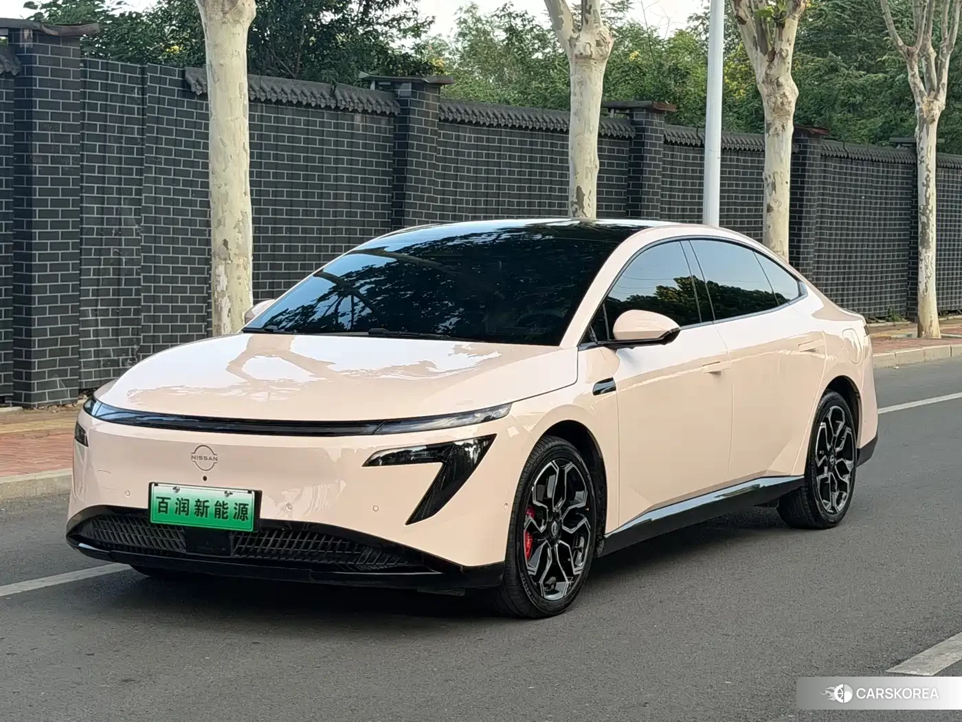 Nissan N7 id 4547281 из Китая 8