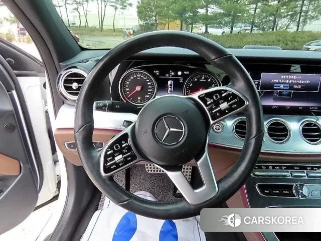 Mercedes-Benz E-Class W213 id 3489382 из Кореи 18