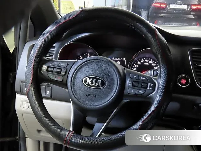 Kia All New Carnival id 3599181 из Кореи 18