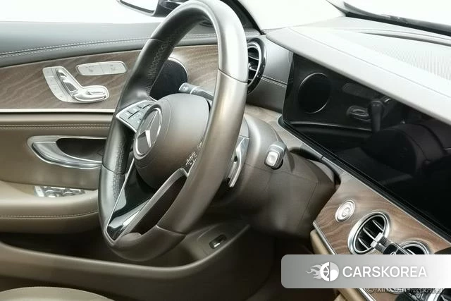 Mercedes-Benz E-class id 4300337 из Китая 22