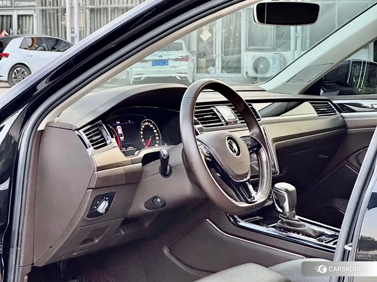 Volkswagen Phideon id 4628336 из Китая 8