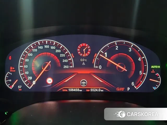 BMW 5 Series (G30) id 3449387 из Кореи 13