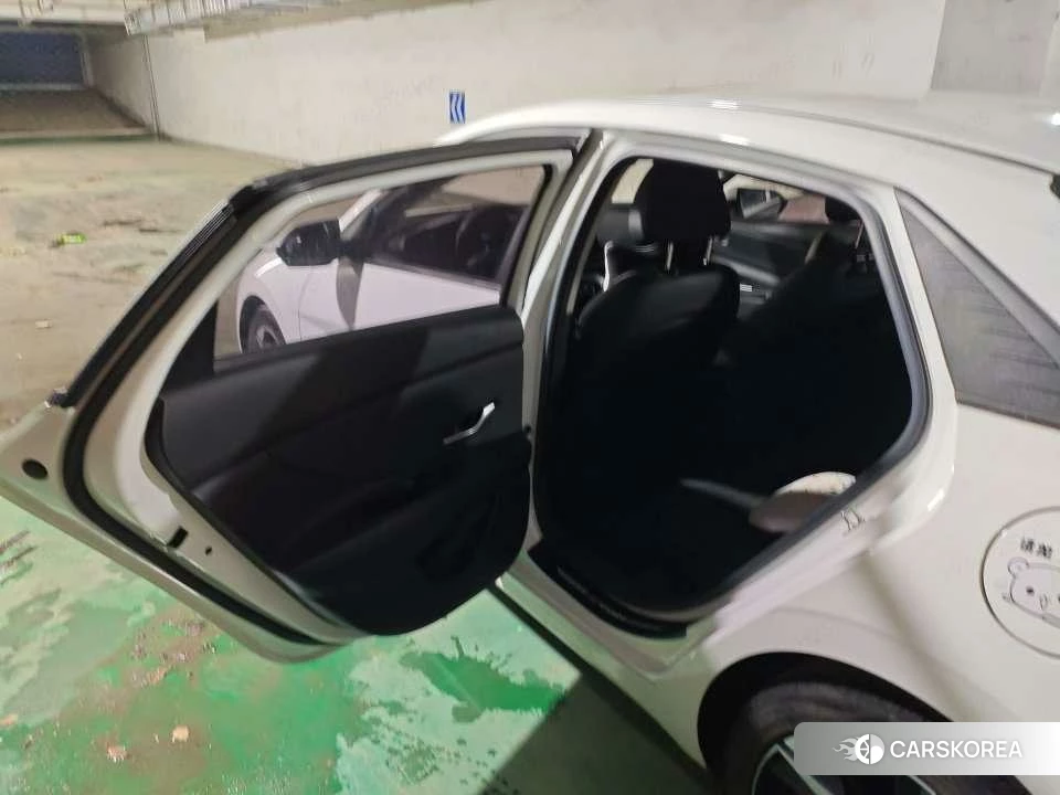 Hyundai Elantra id 4420392 из Китая 8