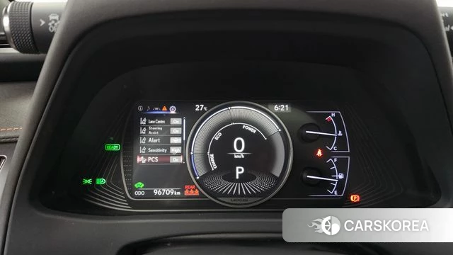 Lexus UX250h id 4760034 из Кореи 28