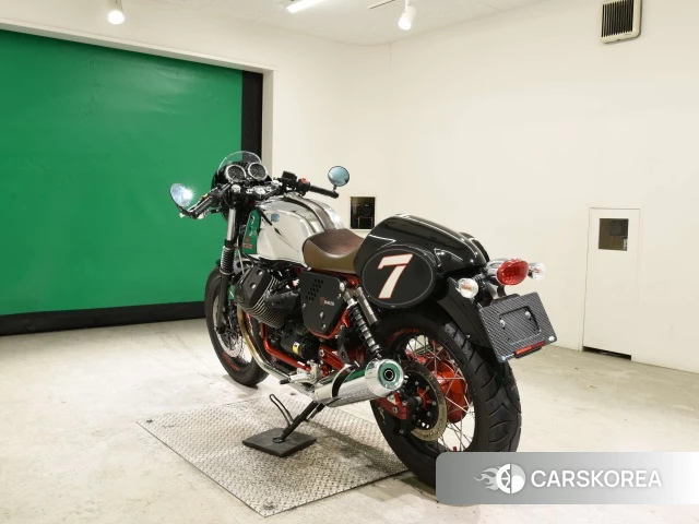 Проданный MOTO GUZZI V7 RACER id 4289914 из Японии, фото 8