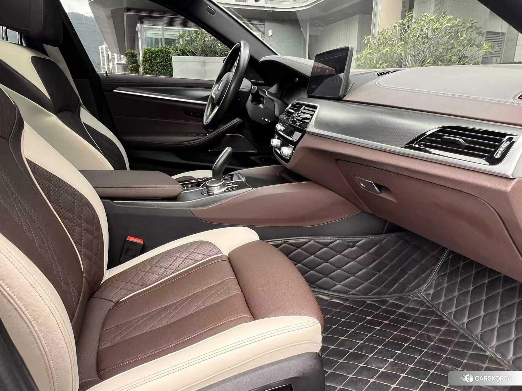 BMW 5 series PHEV id 4420925 из Китая 14