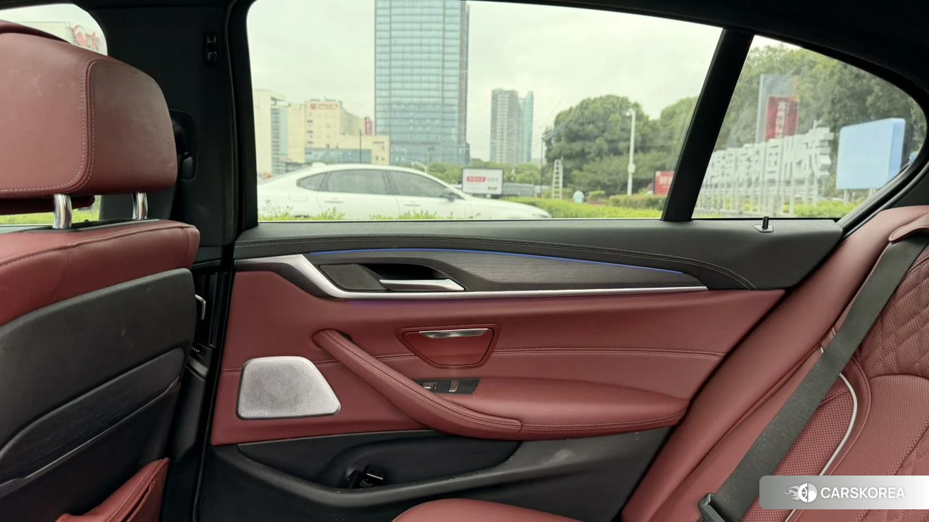 BMW 5 series id 4498646 из Китая 14