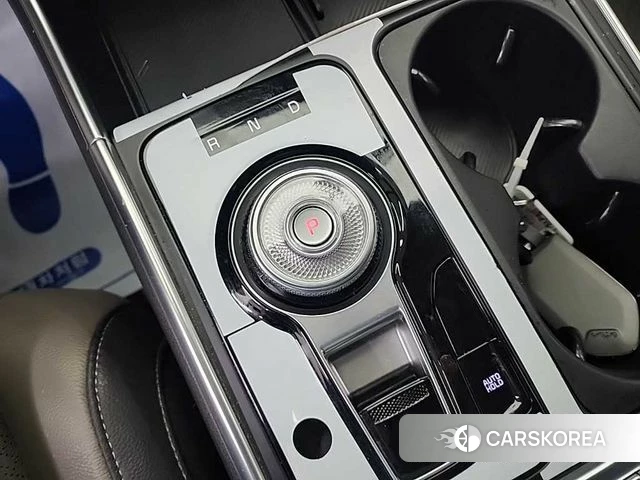 Kia The New Carnival 4th Generation id 3921808 из Кореи 18