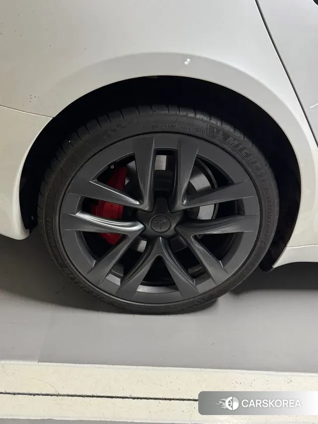 Tesla Model S id 3614881 из Кореи 9