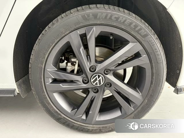 Volkswagen Golf id 4278530 из Китая 13