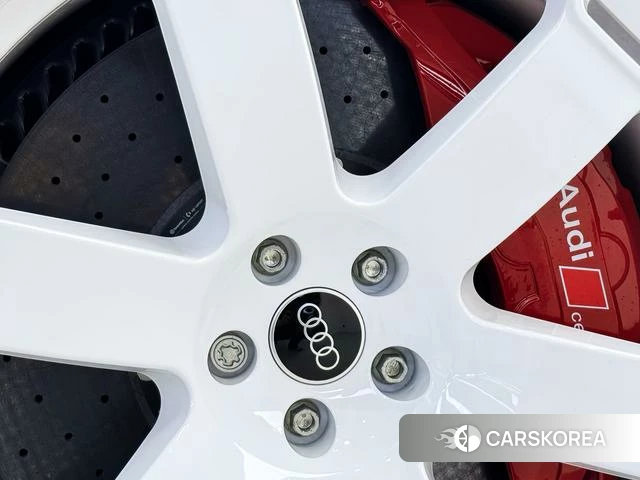 Audi RS 6 id 4393222 из Китая 26