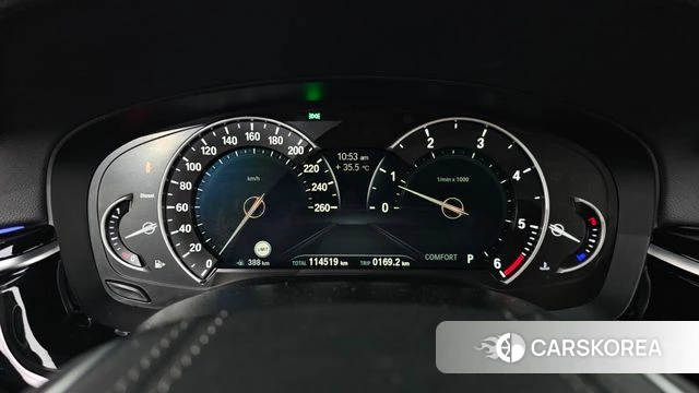 BMW 5 Series (G30) id 4737645 из Кореи 33