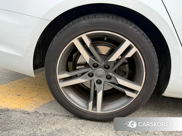 Audi A4 (B9) id 4637725 из Кореи 9