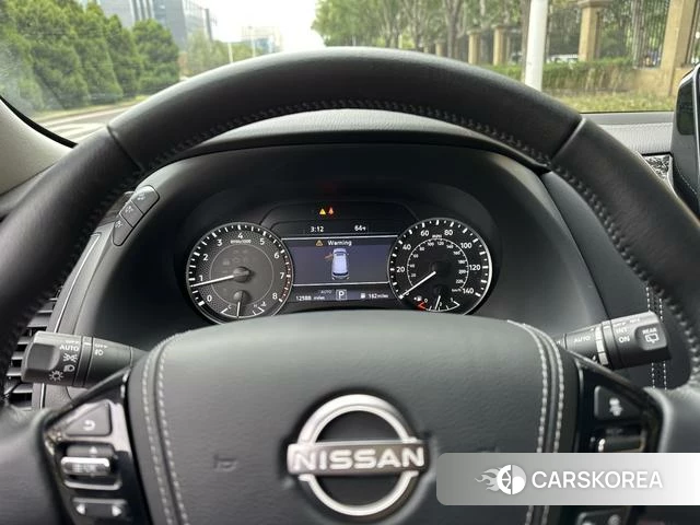 Nissan Toure id 4272187 из Китая 18