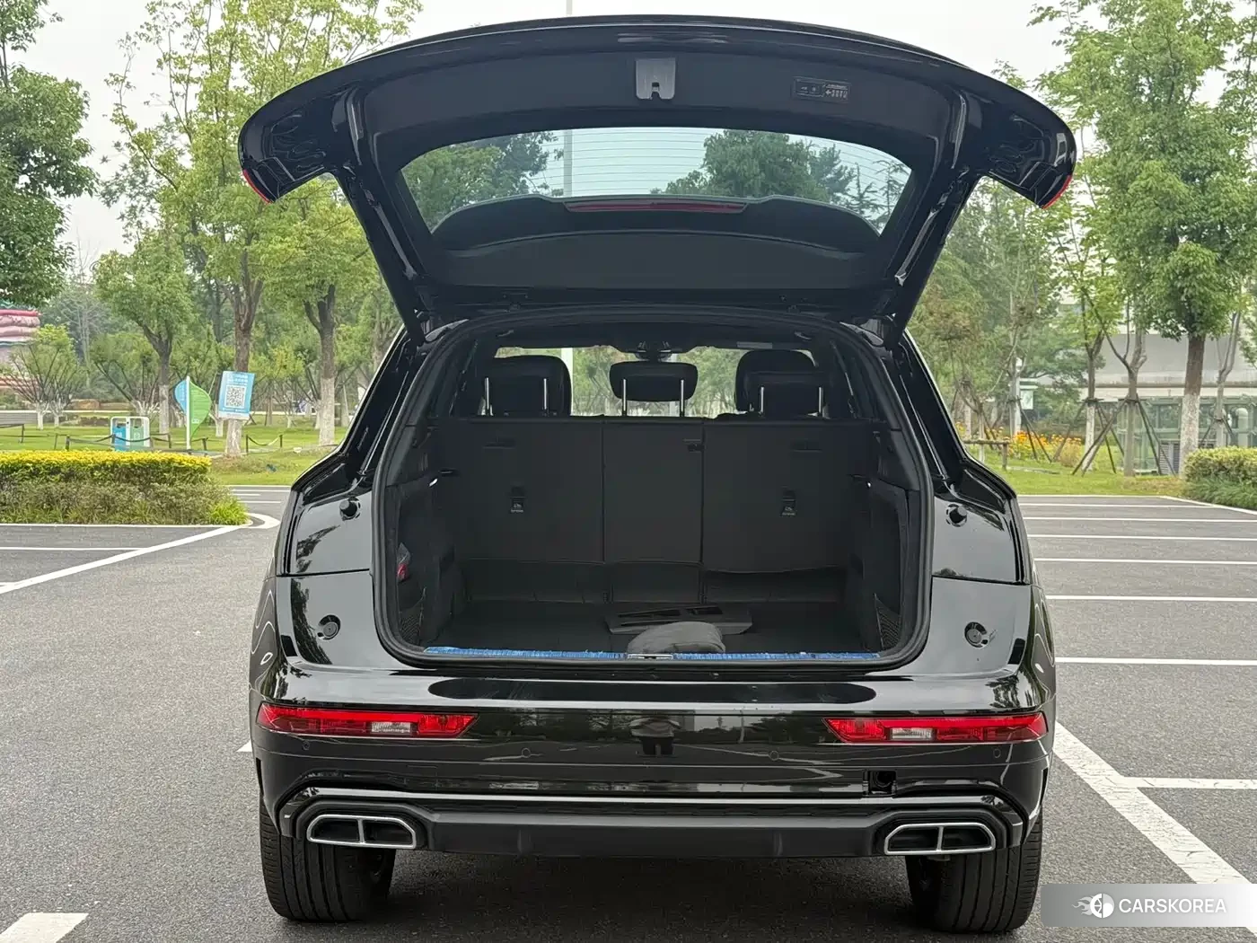 Audi Q5L id 4559870 из Китая 13