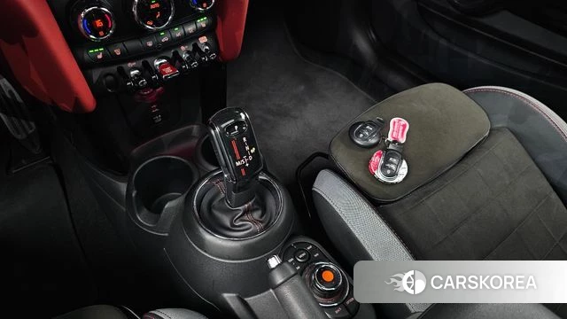 Mini Cooper S id 4794019 из Кореи 29