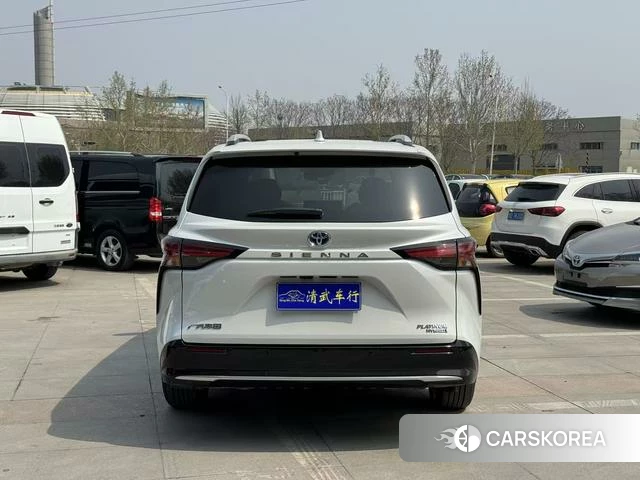 Toyota Saina id 4276464 из Китая 10
